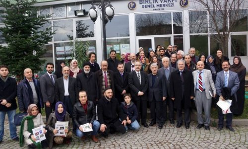 Yazi-ve-Editorluk-Kursu-mezunlari-belgelerini-torenle-aldi