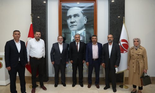 Birlik-Vakfi-Eskisehir-Sube-Yonetim-Kurulu’ndan-Vali-Ayyildiza-tebrik-ziyareti